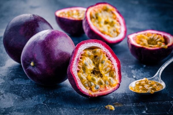 Passion fruit seed scalp shield shampoo protects dry scalp from itching & flaking