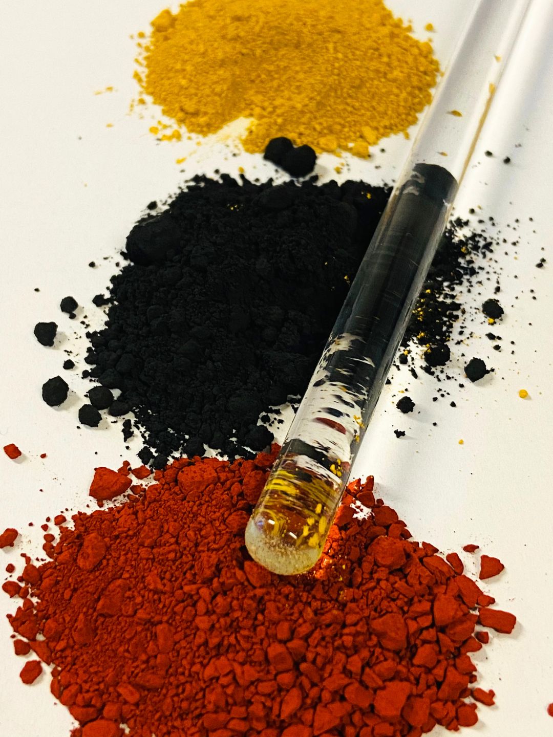 Mineral pigments and iron oxides used in KALME Chameleon Concealer's tone-matching technology, which adapts to your natural skin tone to conceal redness for rosacea-prone, sensitive skin