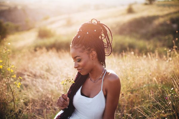 4 hacks to reduce itchy scalp and dry scalp from braids, dreadlocks and extensions